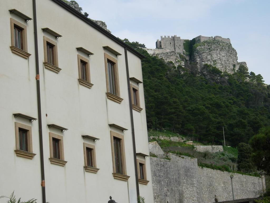 Eremo Hotel Casa Del Sorriso Erice Luaran gambar